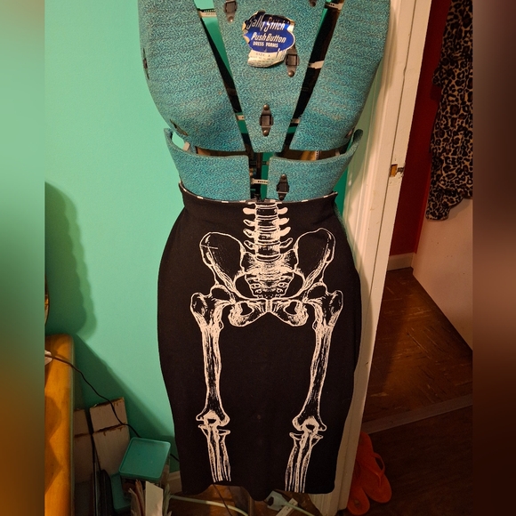 Hell Bunny Skeleton Pencil Skirt - Picture 1 of 5